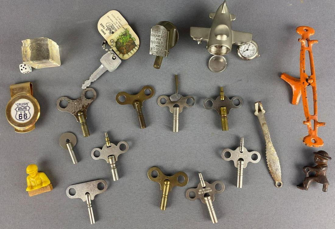 20 piece group assorted wind-up toy keys, toys, and: Largest is 5.5x1.5x1.5 inches