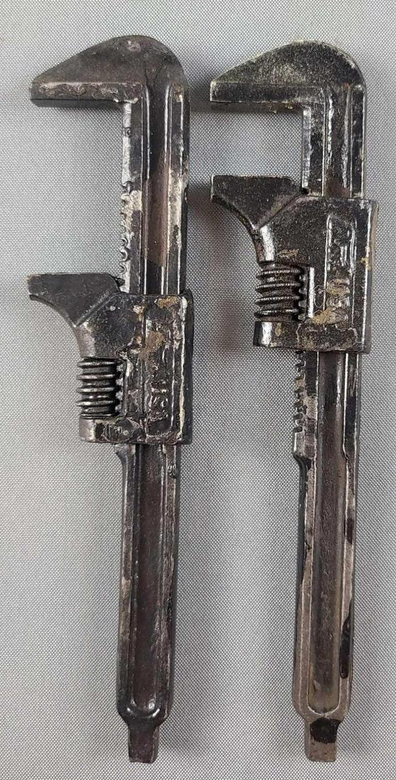 Group of 2 Ford wrenches: 9.5 inches long