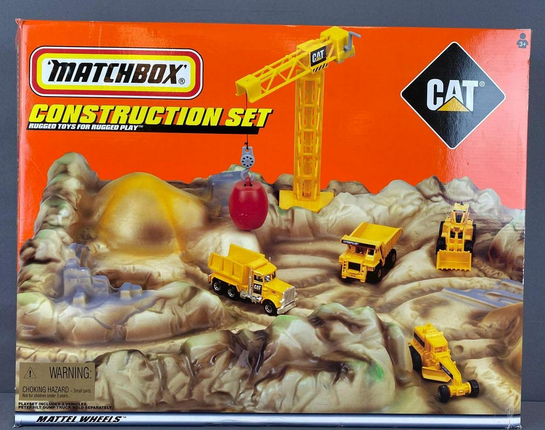 Matchbox Caterpillar Construction Set (1 of 3)