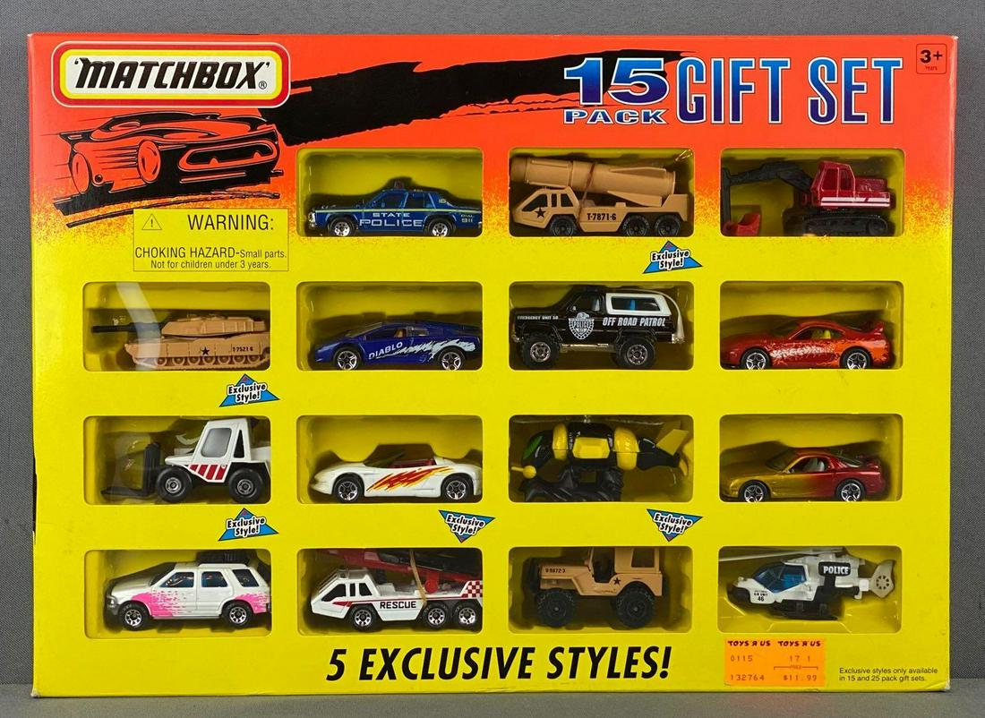 Matchbox 15 Pack die-cast vehicle Gift Set (1 of 4)