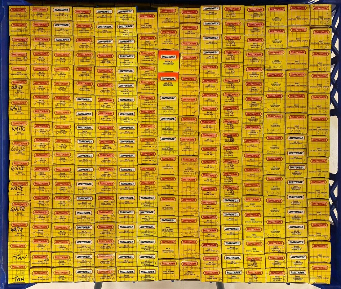 Group of assorted Matchbox die-cast vehicles (1 of 6)