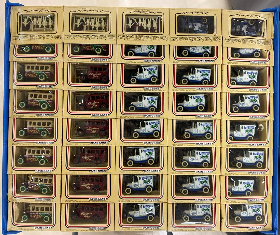 Group of assorted Lledo Models of Days Gone die-cast (1 of 4)