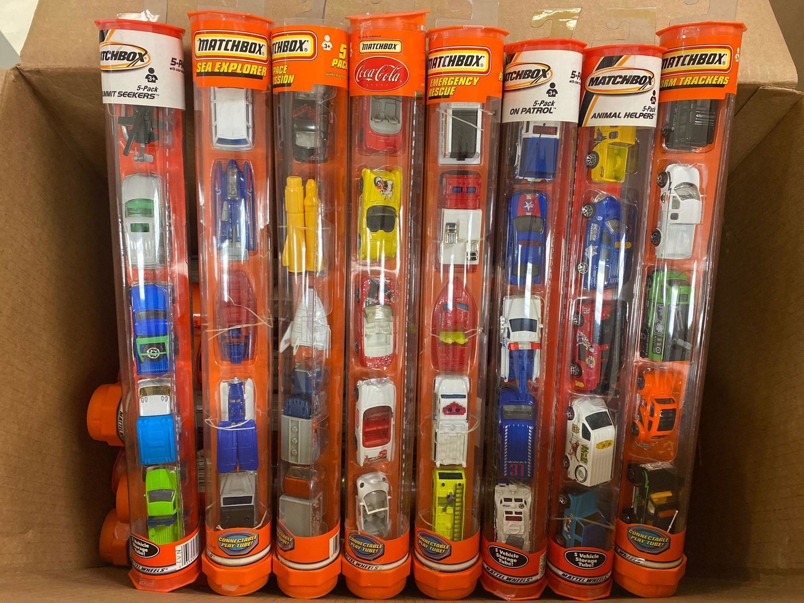 Group of 23 assorted Matchbox 5-piece die-cast vehicle (1 of 4)