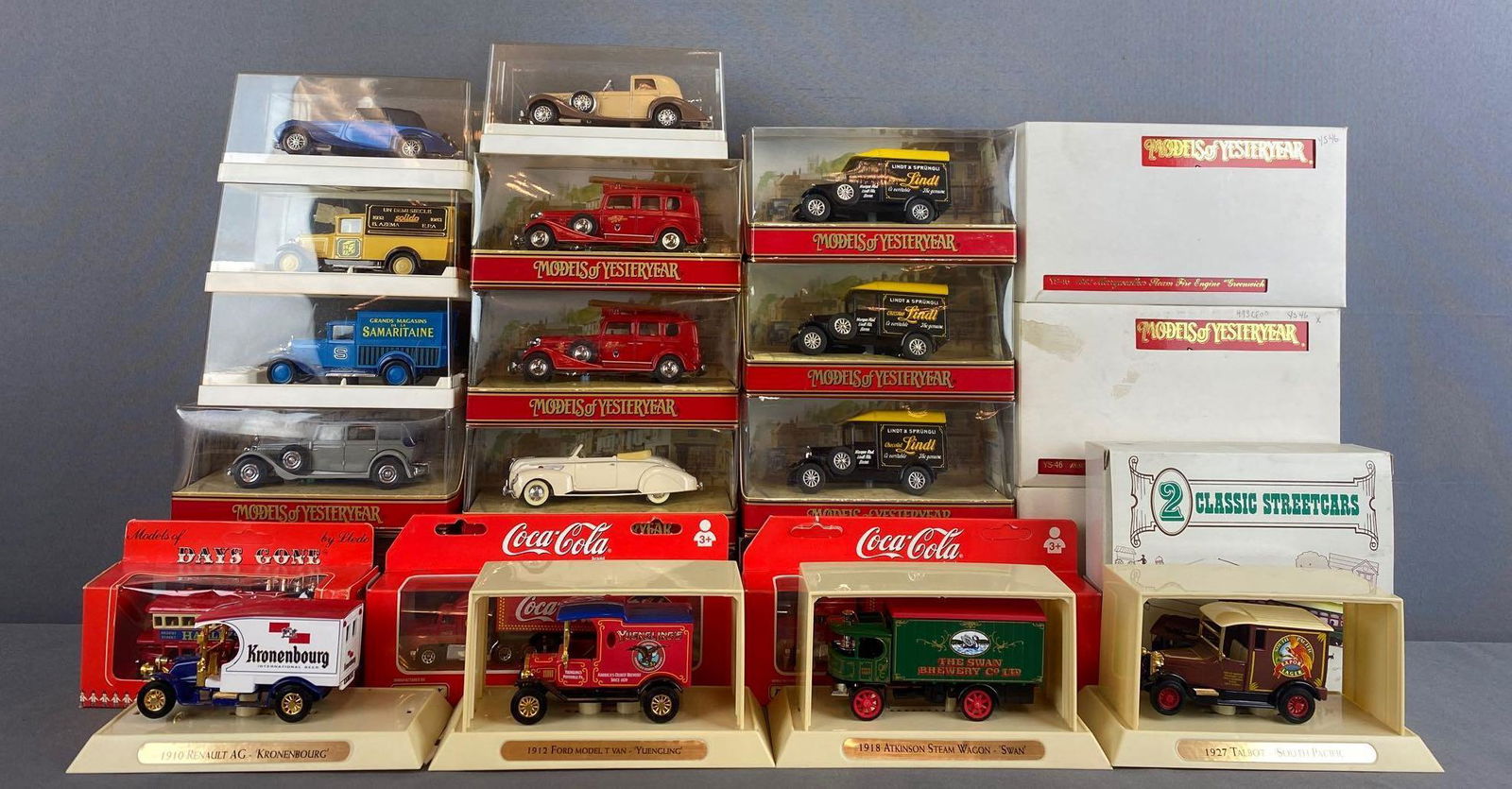 Group of assorted die-cast vehicles (1 of 5)