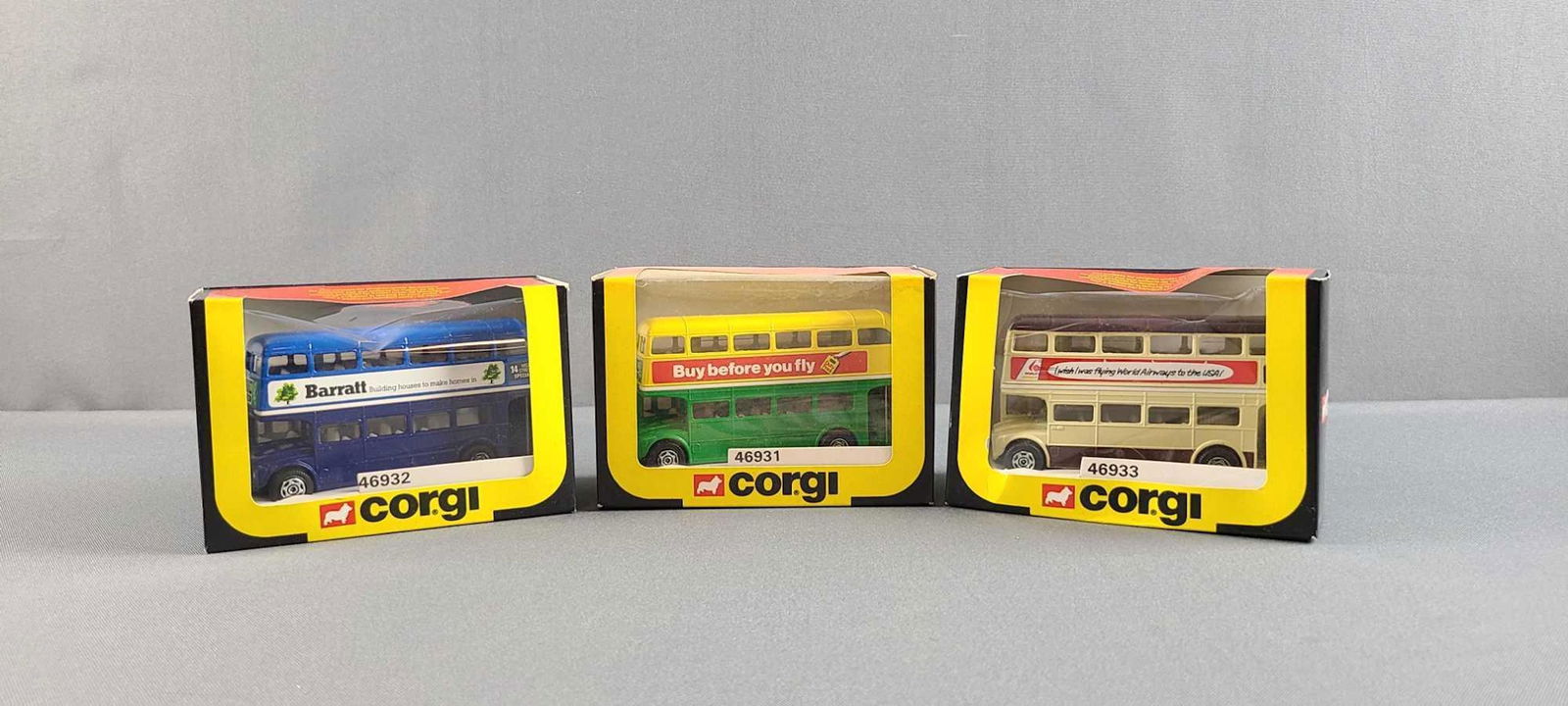 Group of 48 Corgi die cast buses (1 of 6)