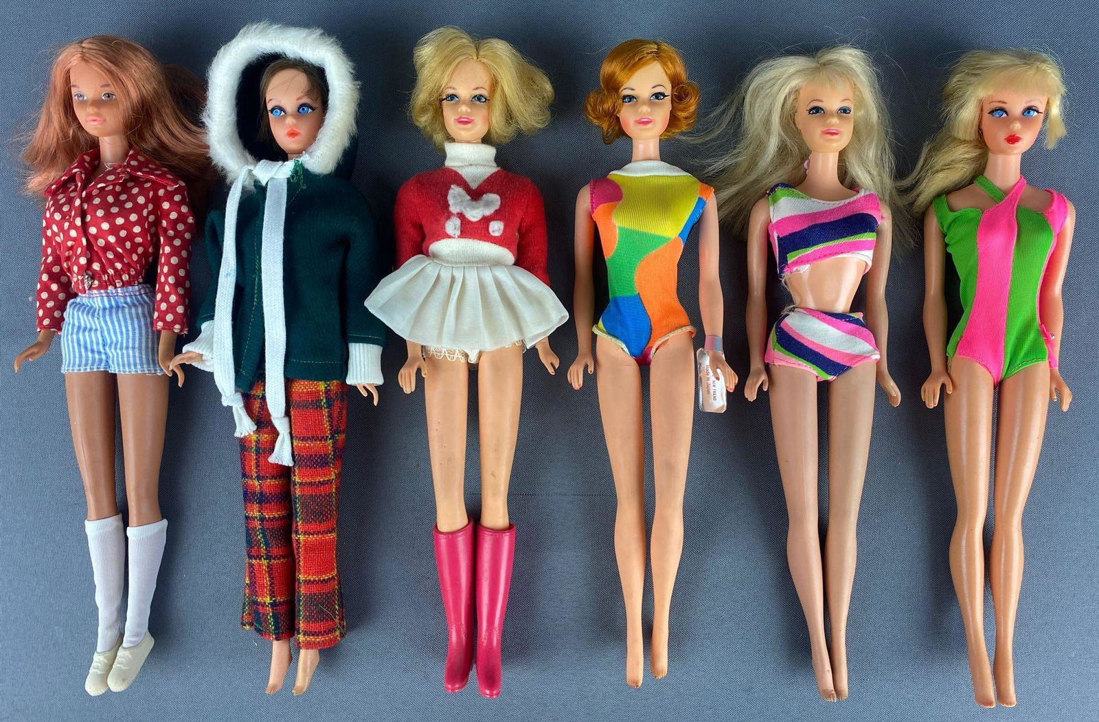 Group of 6 assorted Barbie Fashion Dolls (1 of 6)
