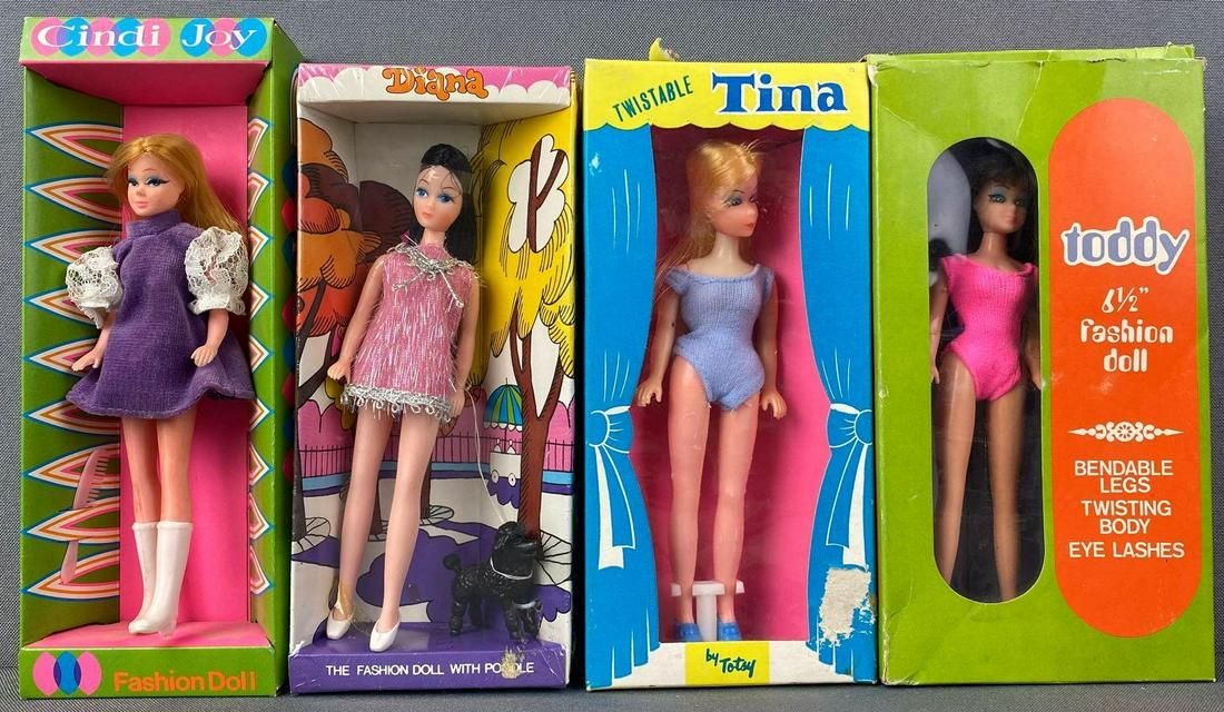 Group of 4 Assorted Fashion Dolls (1 of 5)