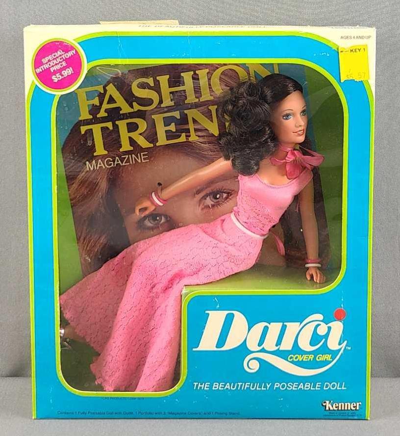 Darci cover girl fashion doll (1 of 5)