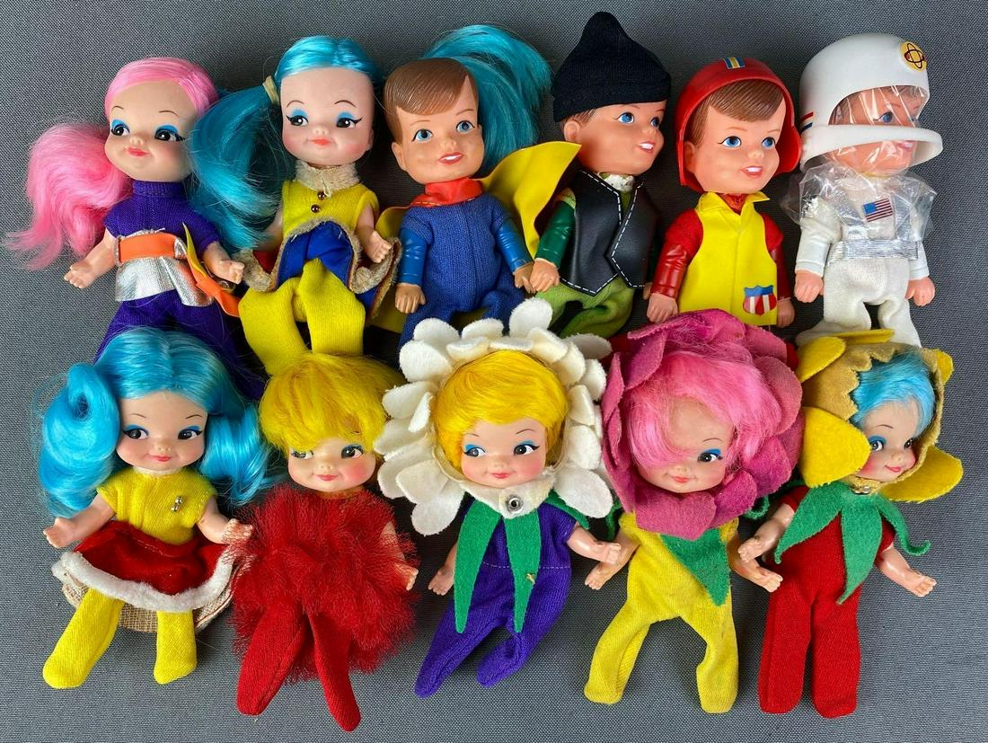 Group Of 11 Remco Finger Ding Dolls