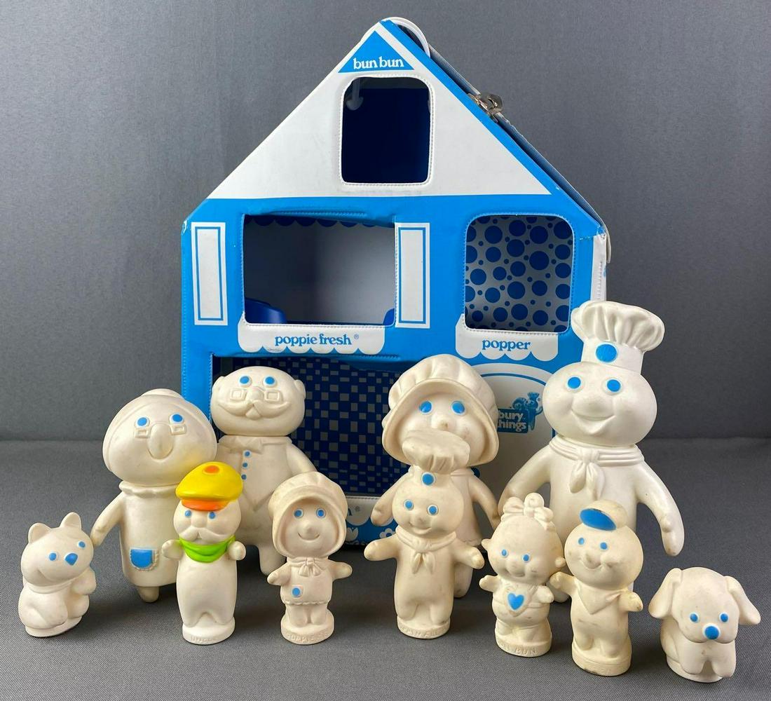 Group of Pillsbury Playthings and Playset (1 of 7)
