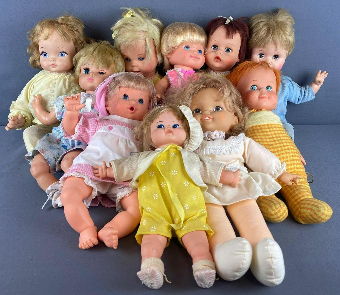 Group of 10 assorted dolls: Effanbee, Ideal, Royal Doll, and more. Largest is appx 19 inches