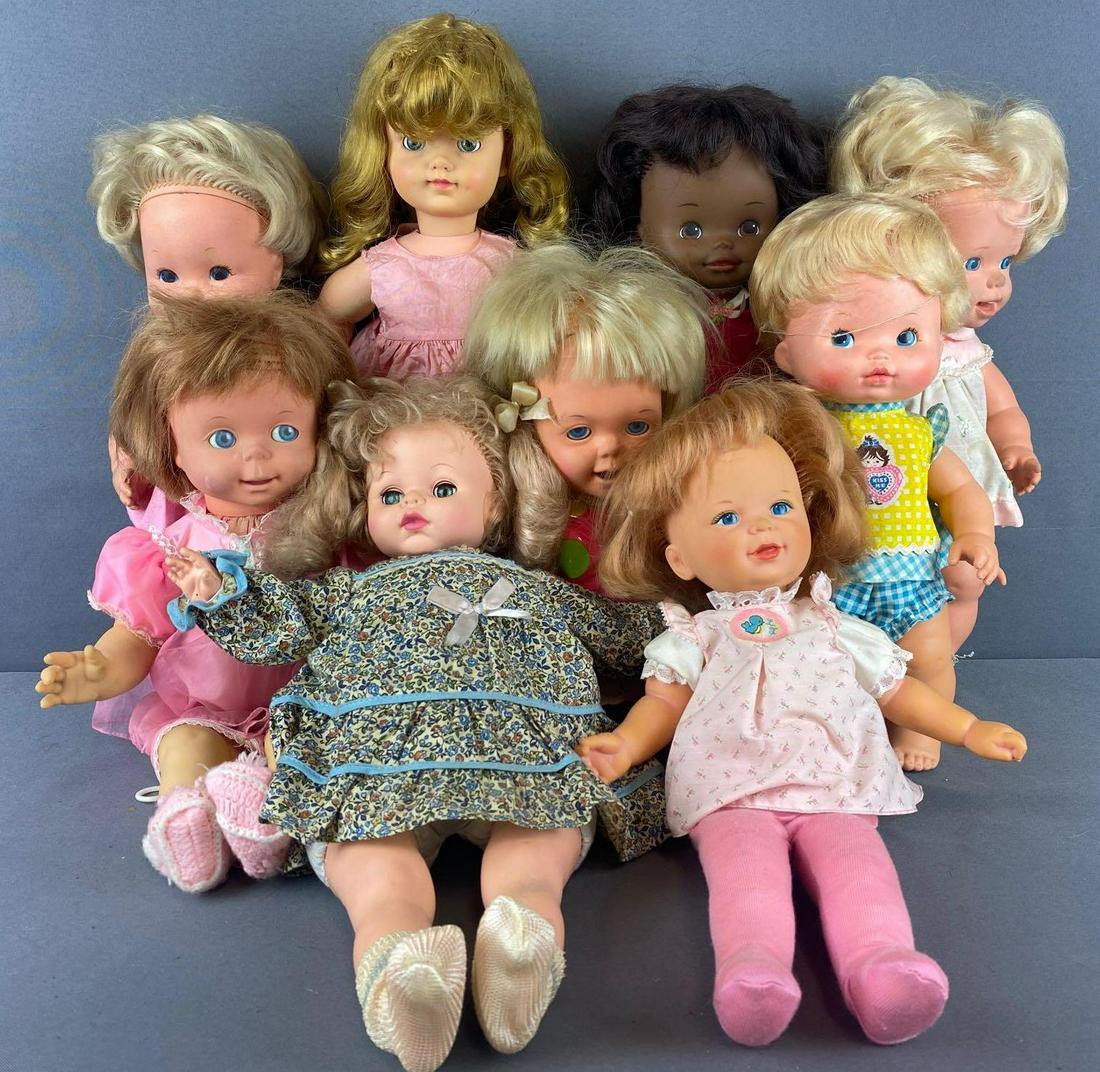 Group of 10 assorted dolls (1 of 4)