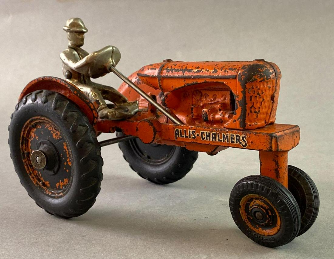 Antique Arcade Cast Iron Allis Chalmers Tractor (1 of 9)