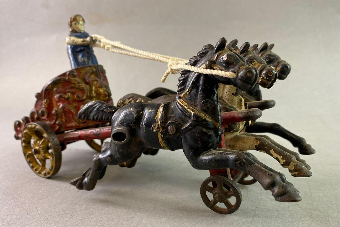 Antique Hubley Cast Iron Horse Drawn Chariot (1 of 7)
