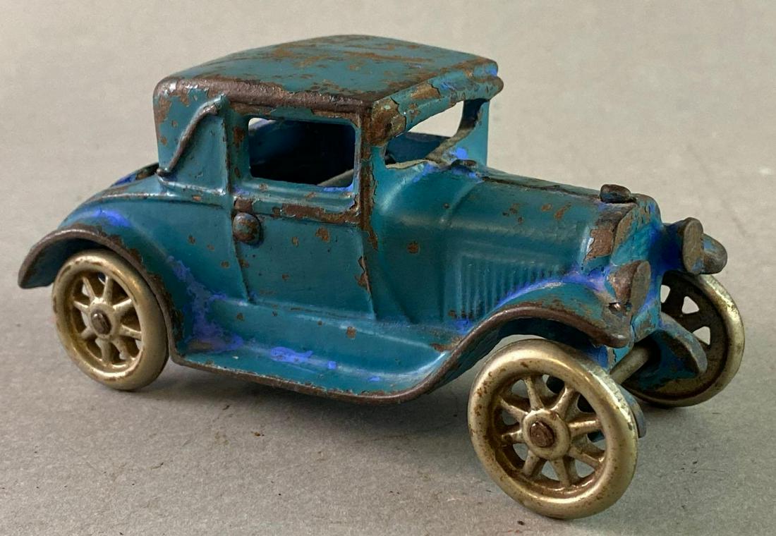 Antique Arcade Cast Iron Ford Model A Coupe (0070) on Oct 30, 2021