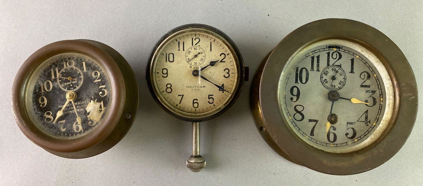 Group of 3 Antique Automobile Dash Clocks (1 of 6)