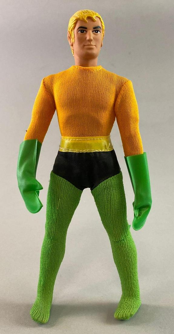 Mego DC Aquaman Action Figure (1 of 4)