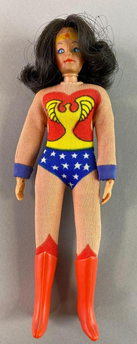 Mego DC Wonder Woman Action Figure (1 of 2)