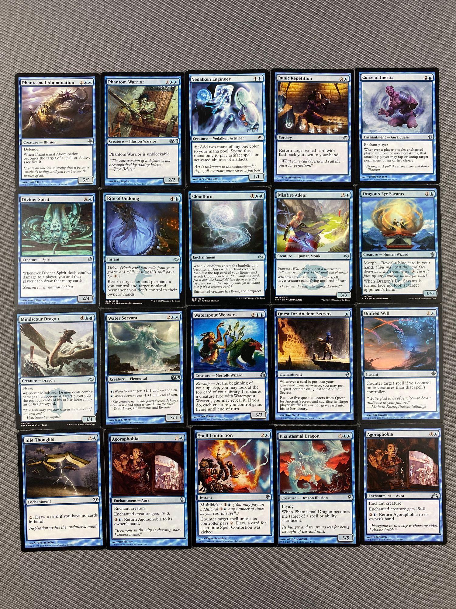 Appx 4000 Magic: The Gathering Cards (1 of 3)