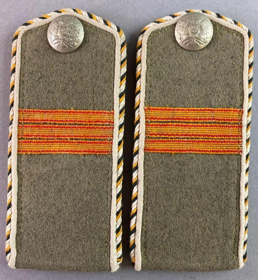 Group of 2 WW1 Czarist Russian Shoulderboards: For the Ismailovski Guard Regiment. With buttons