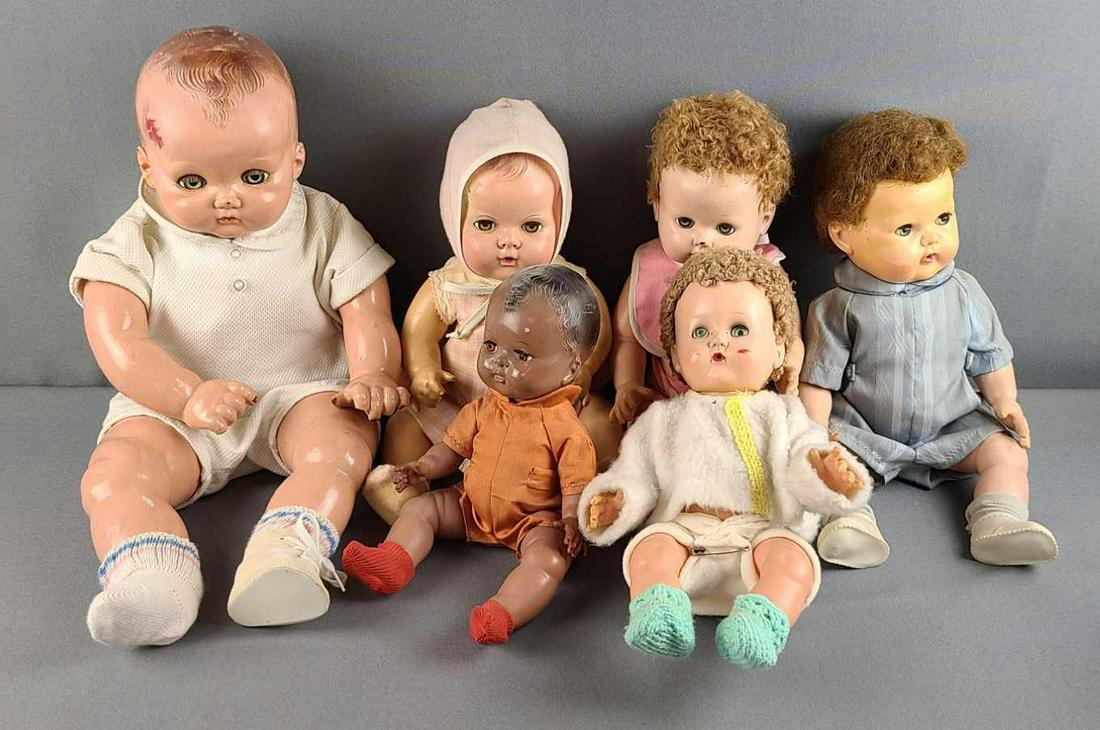 Group of 6 baby dolls (1 of 5)