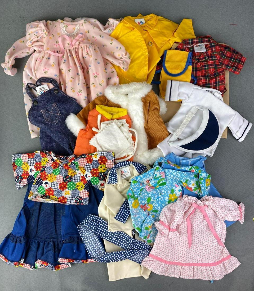 Group of Assorted Doll Accessories (1 of 6)