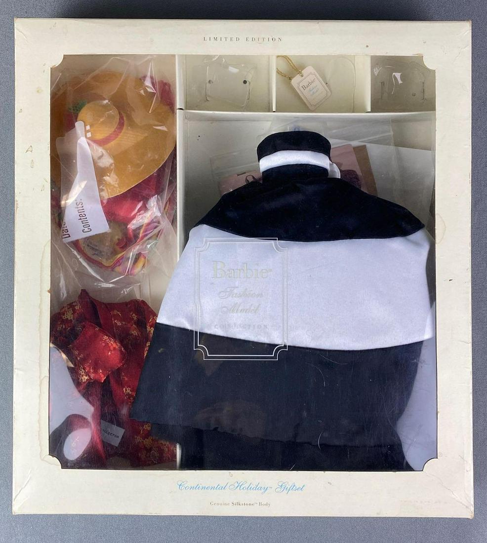 Mattel Barbie Fashion Doll Clothes (1 of 6)