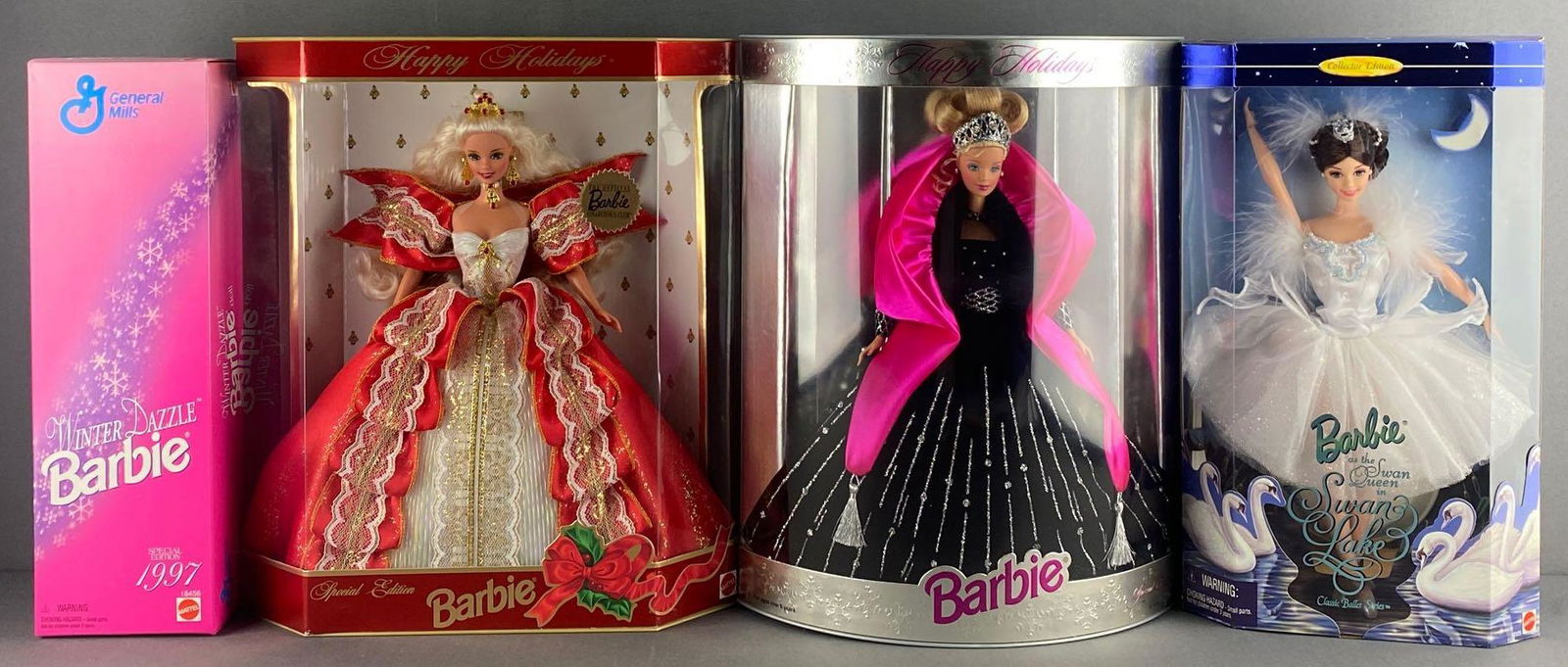 Group of 3 assorted Barbie Fashion Dolls (1 of 4)
