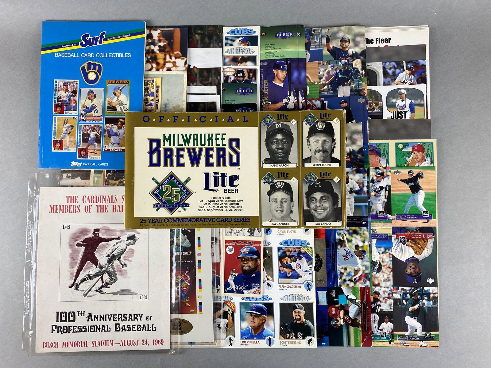 Large Group of Pages of Sports Cards. (1 of 6)