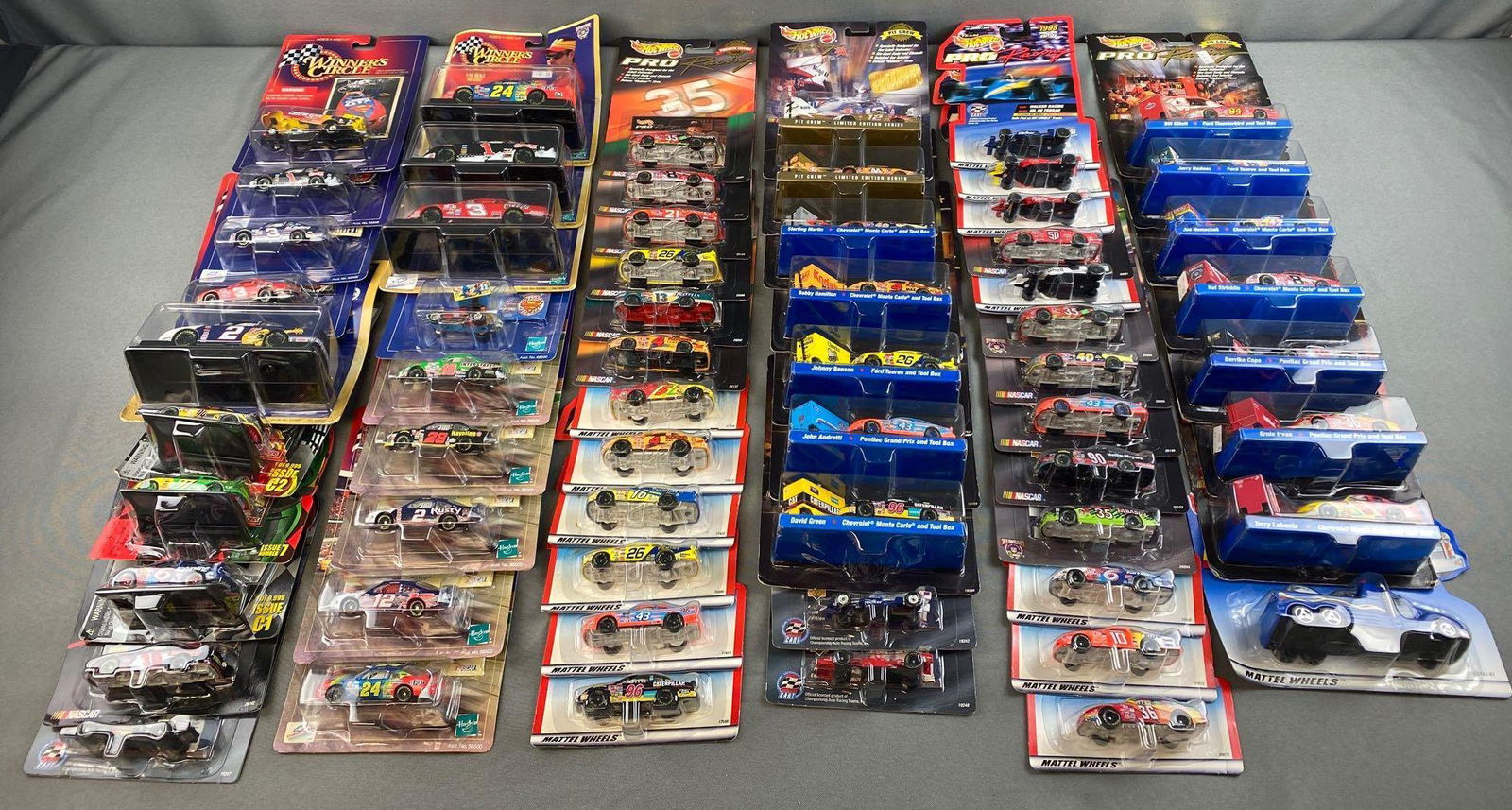 Group of 61 Assorted Die Cast Vehicles (1 of 13)