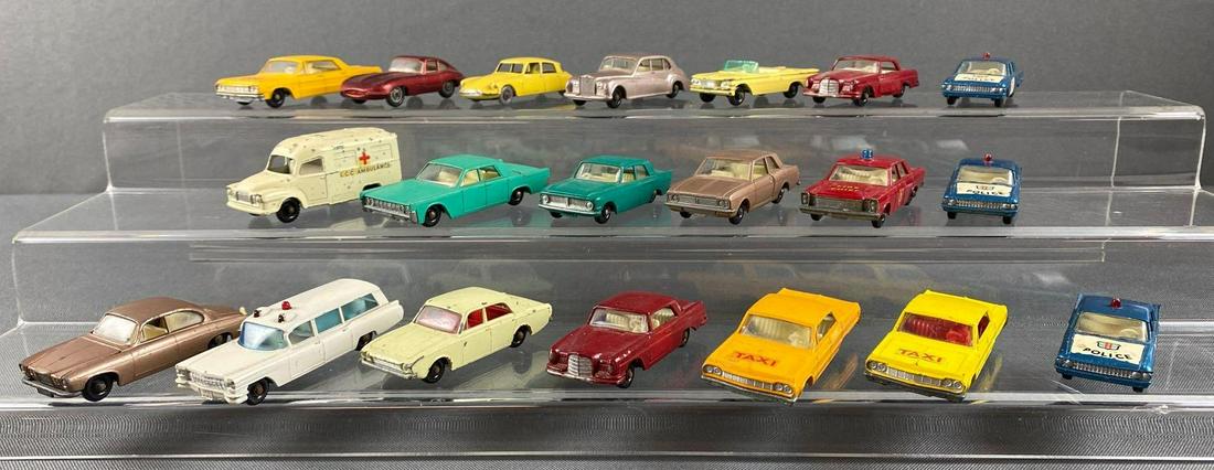 Group of 20 Matchbox Die-Cast Vehicles (1 of 7)