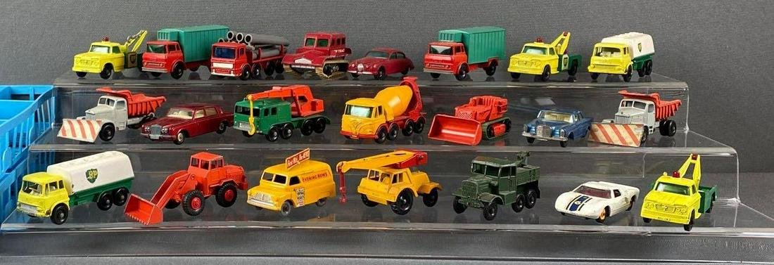 Group of 22 Assorted Matchbox Vehicles (1 of 13)