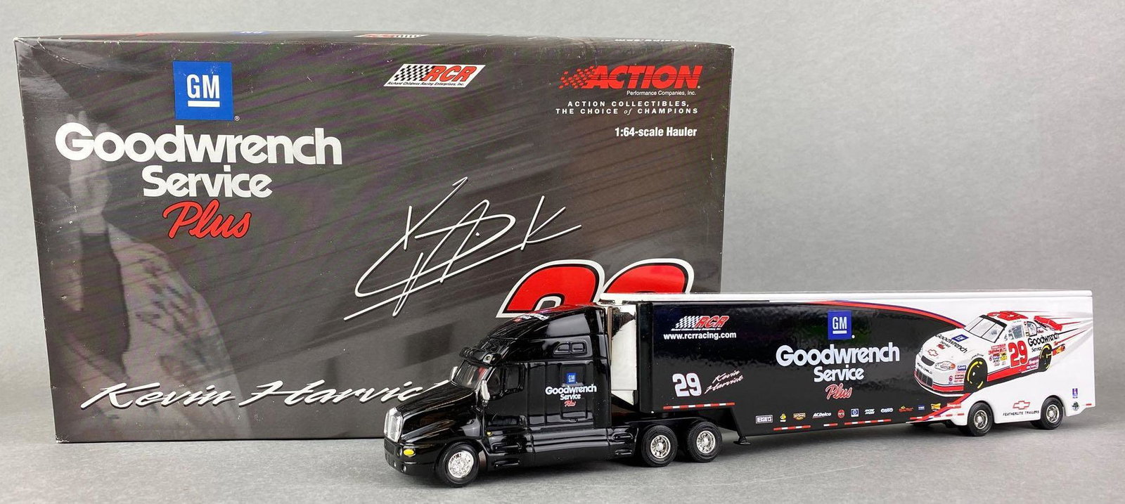 ARC GM Goodwrench Kevin Harvick 2001 Hauler (1 of 8)