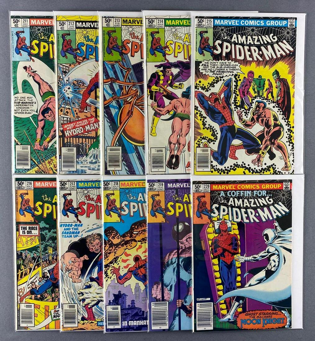 Group of 10 Marvel Comics The Amazing Spider-Man Comic (1 of 3)