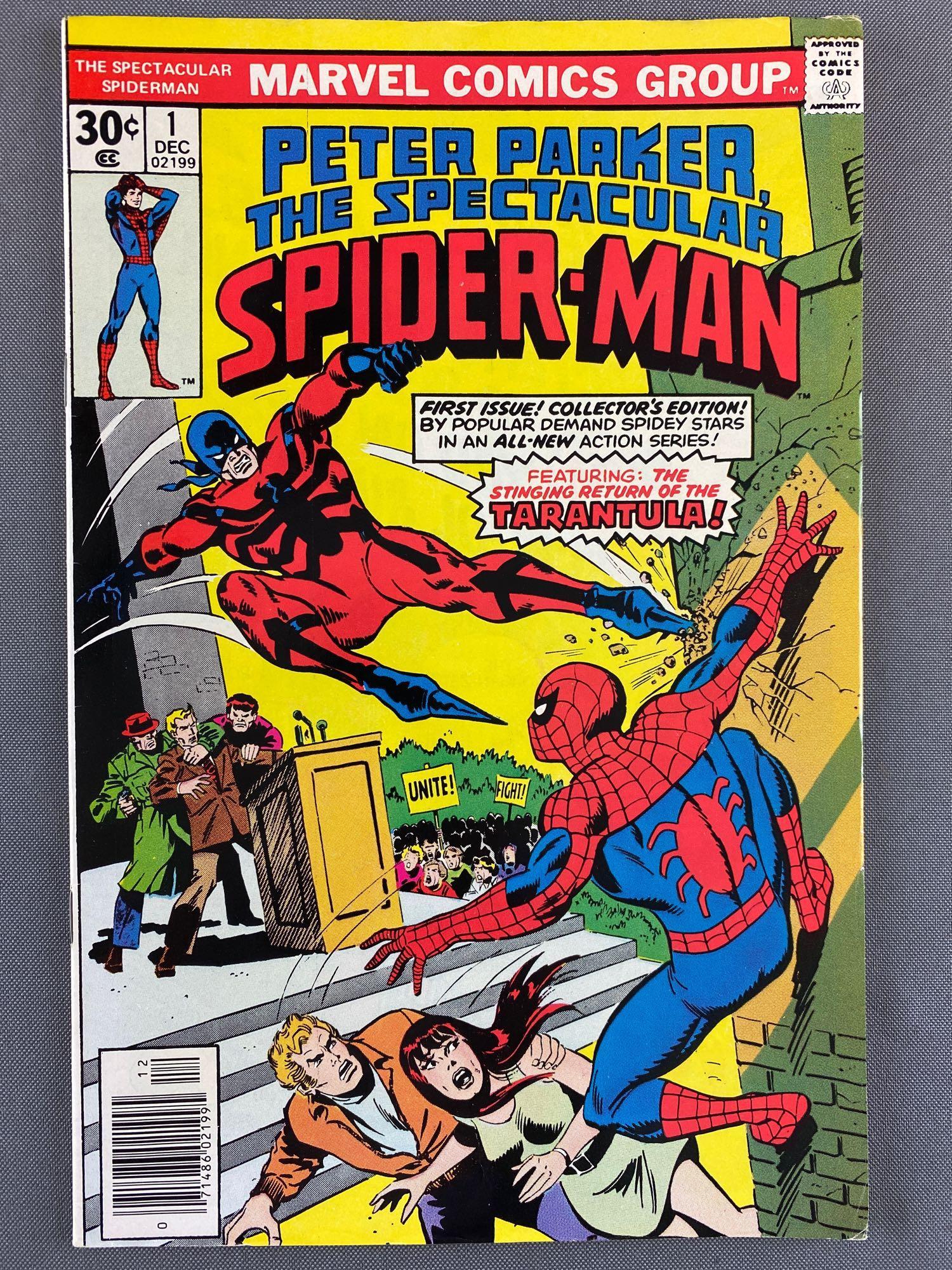 Marvel comics The Spectacular Spider-Man No. 1 Comic (1 of 8)