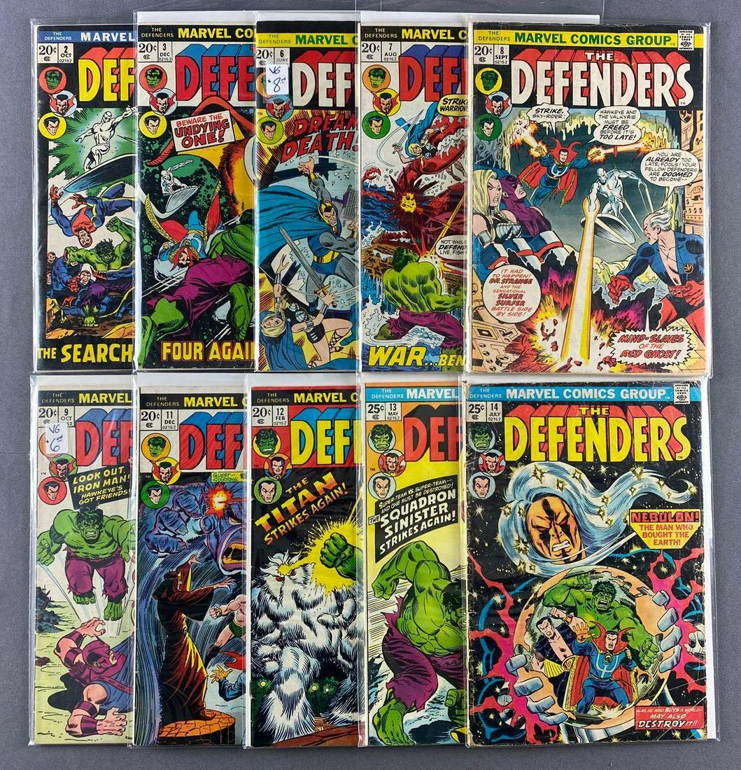 Group of 10 Marvel Comics The Defenders Comic Books (1 of 3)