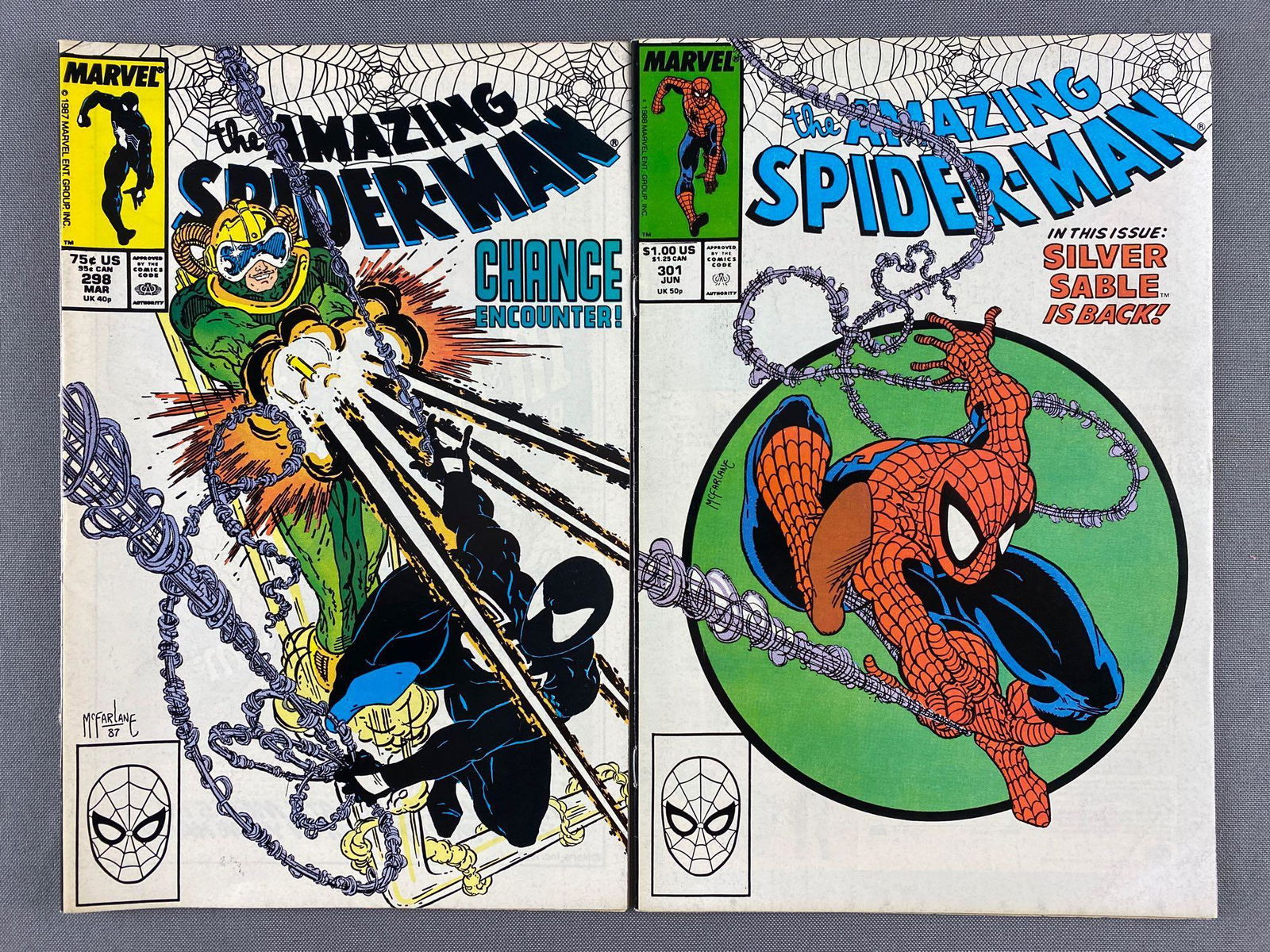 Group of 2 Marvel Comics The Amazing Spider-Man Comic (1 of 12)