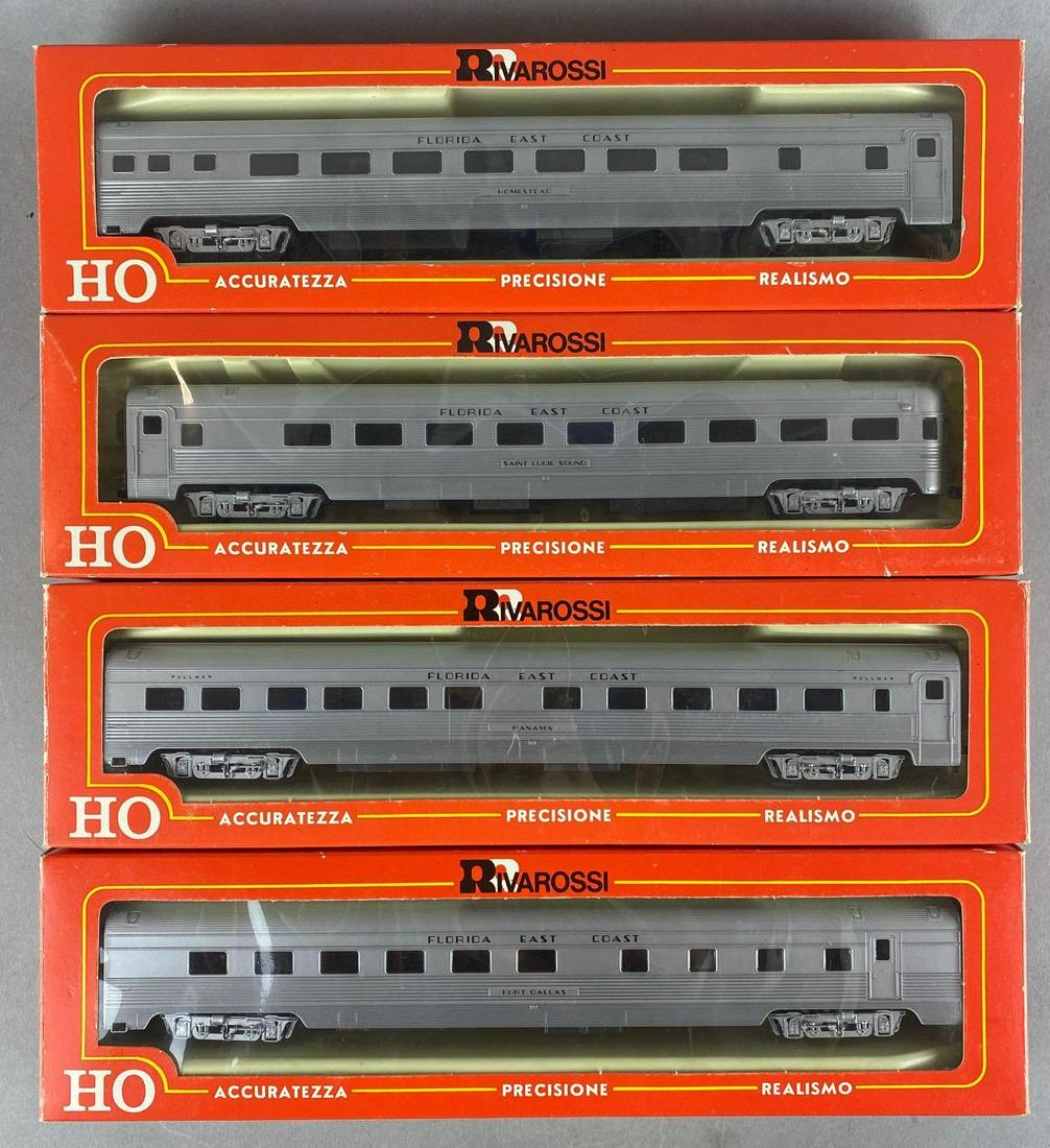 Group of 4 Rivarossi HO Gauge Passenger Cars (1 of 5)