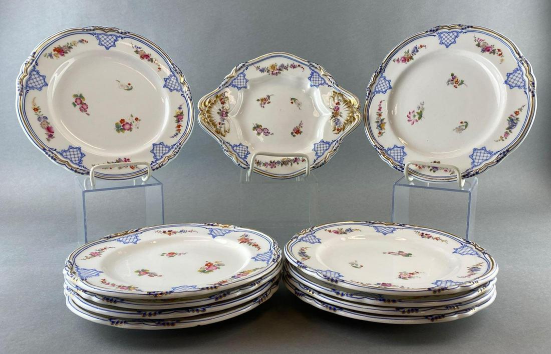 11 Piece Floral Patterned Dish Set (1 of 4)