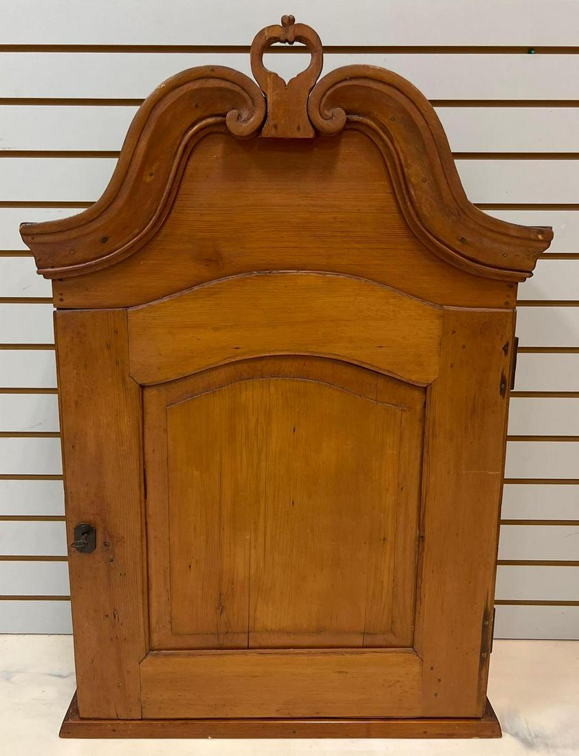 Vintage Pine Wall Hanging Cabinet (1 of 4)