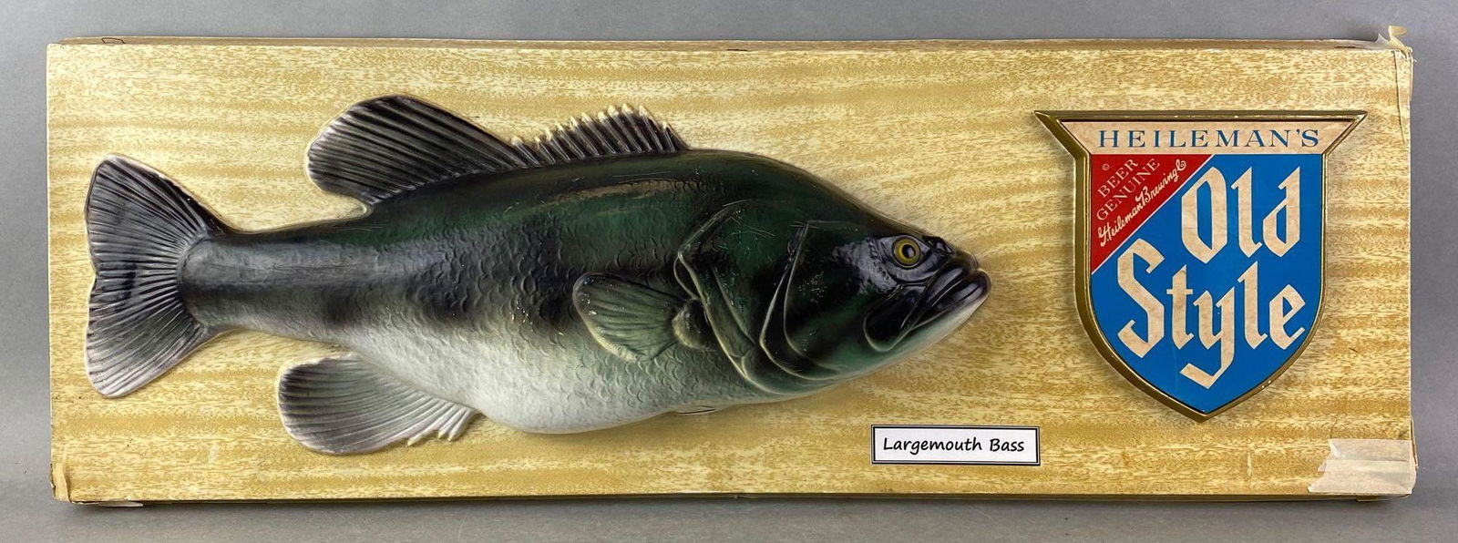 Rare Heilemans Old Style Beer Vacuum Form Fish: Vintage, some scratches and cracking, circa 1950s, 9.75X29.5 inches