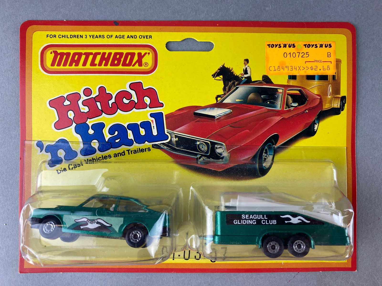 Matchbox Hitch n Haul No. 01-03-07 die-cast vehicle set: No. 9 Ford Escort R3200 and No. TP-7 Glider Transporter, in original packaging. A Lesney Product