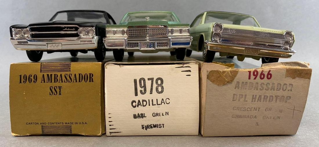 Group of 3 Automobile Dealership Promotional Models (1 of 7)