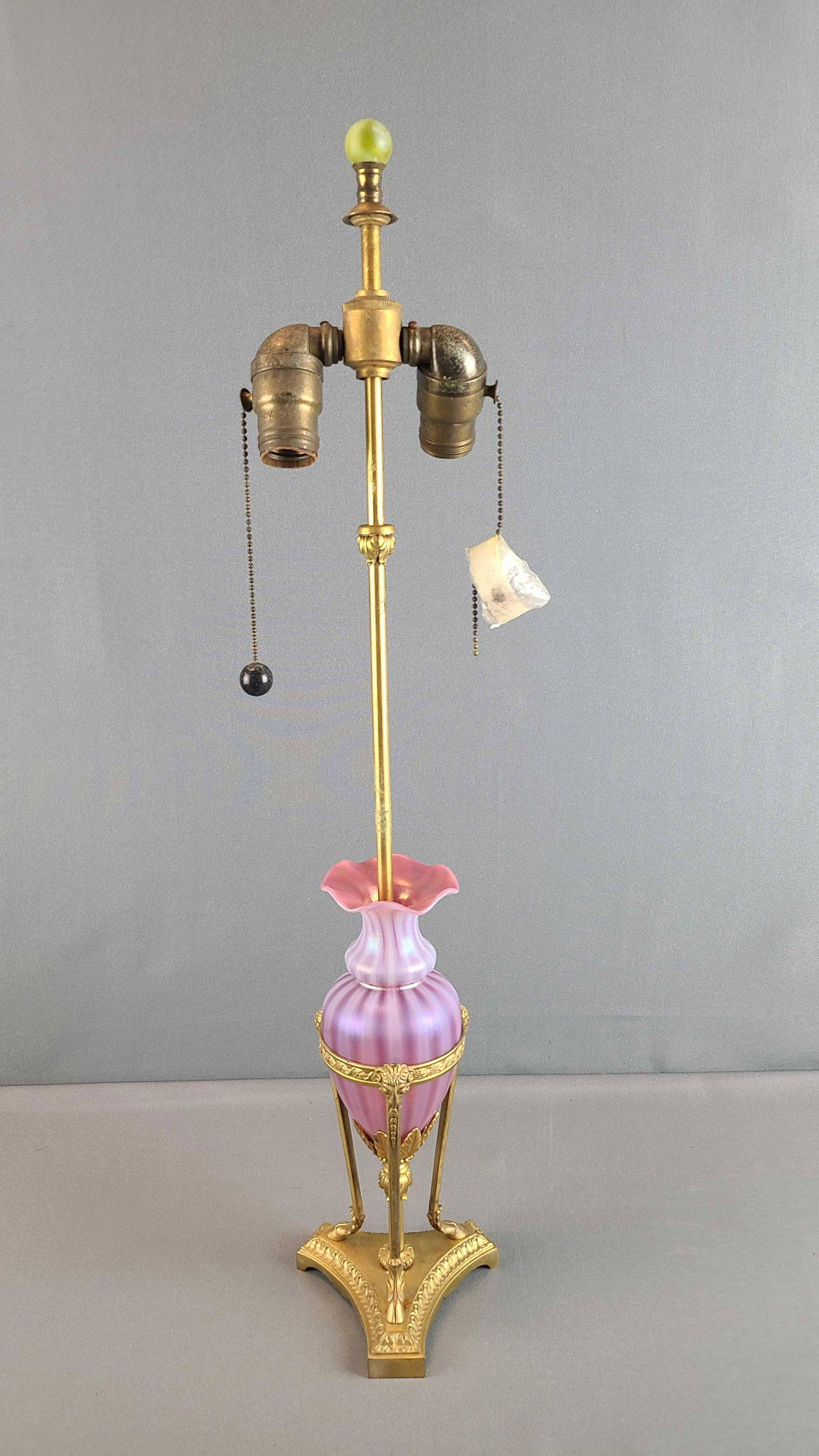 Stueben Oriental Poppy Lamp Base (1 of 3)