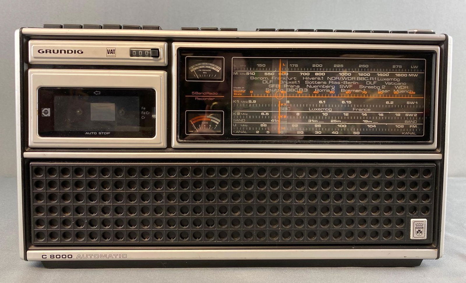 Grundig Model C8000 Automatic Stereo (1 of 8)