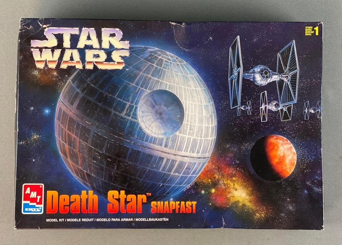 AMT Star Wars Death Star Snapfast Model Kit: Complete, Never assembled. Original packaging.