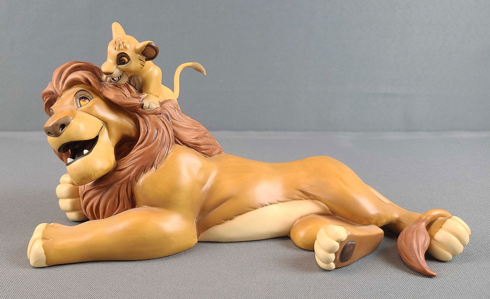 Simba and Mufasa Pals Forever Figurine (1 of 7)