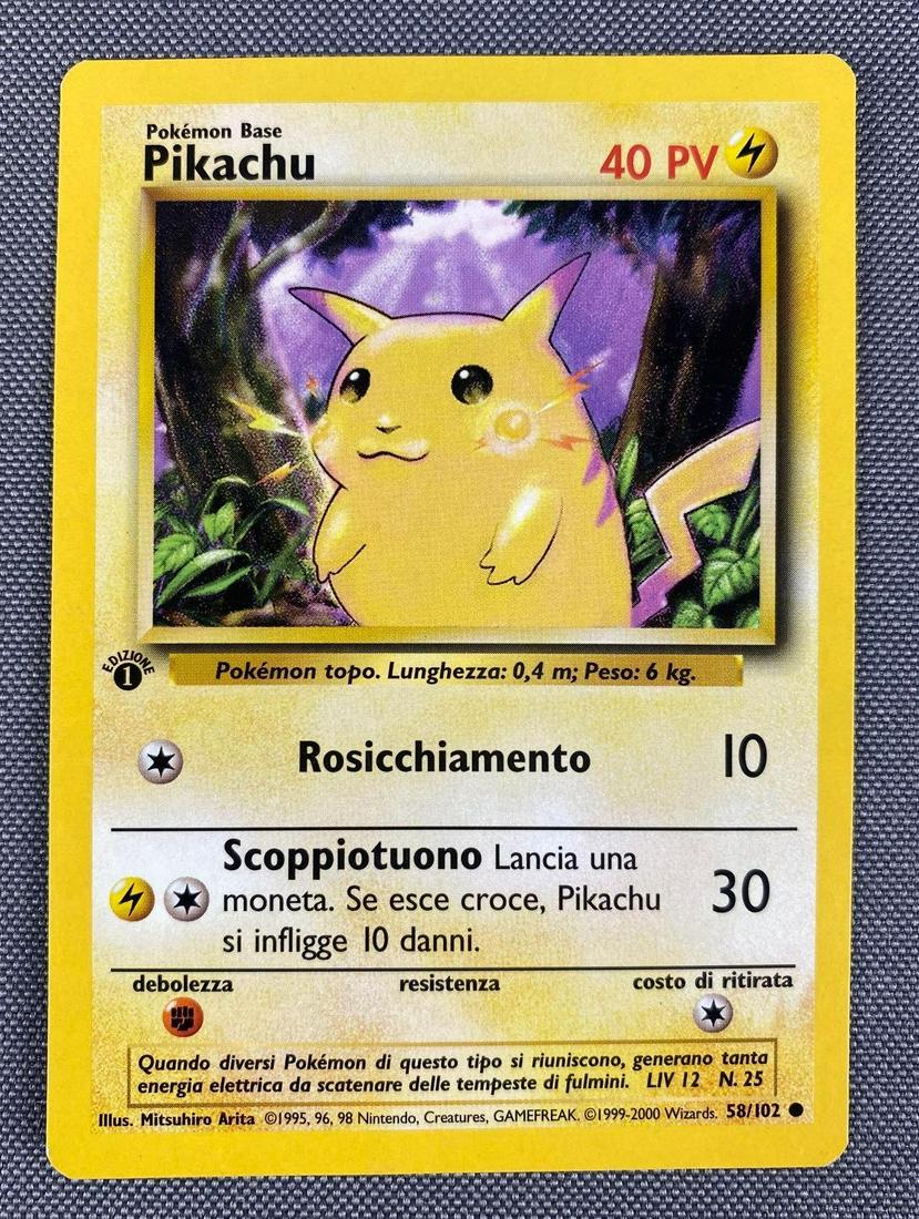 2000 Pokemon 58/102 1st Edition Base Set Pikachu Card (1 of 2)