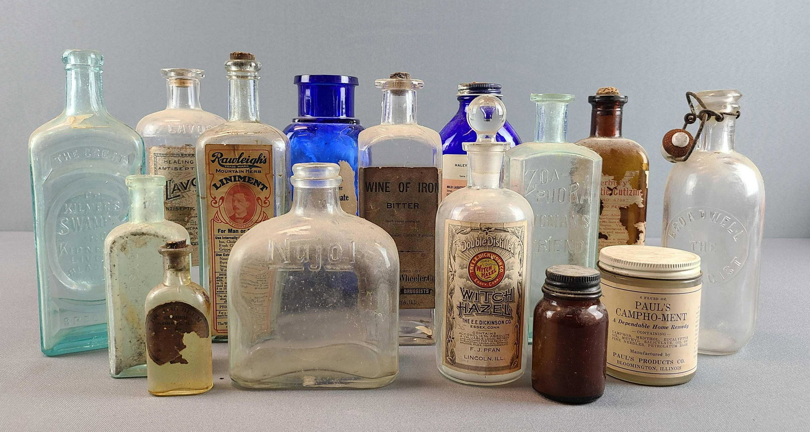 Group of 15 glass bottles and jars (1 of 4)