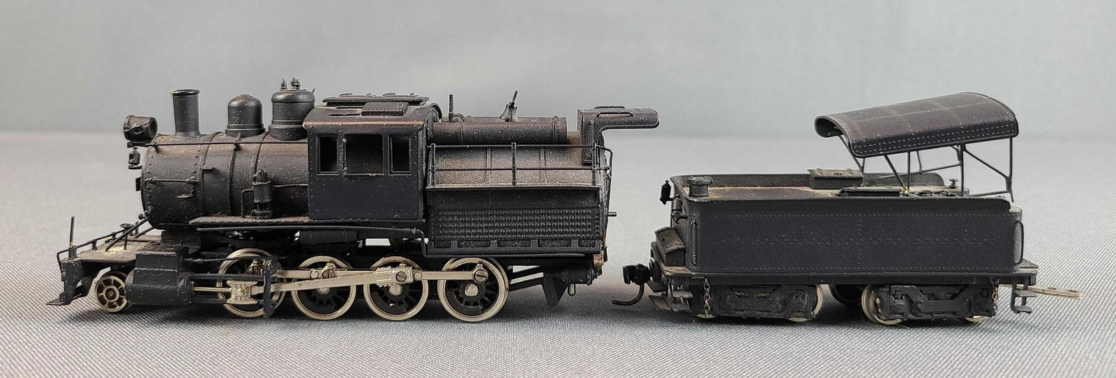 Olympia HO Scale Brass Reading Class 15C Locomotive (1 of 8)